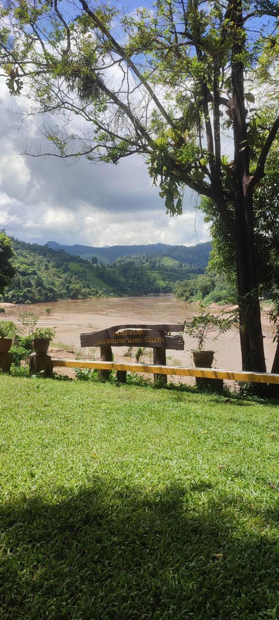 Dream Riverside Mae Sariang Exterior foto